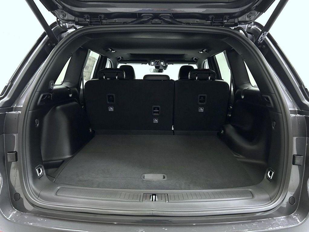 new 2025 Jeep Grand Cherokee car, priced at $36,913