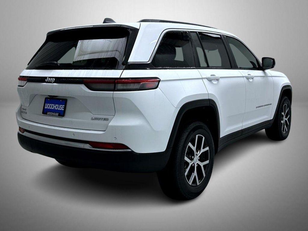 new 2025 Jeep Grand Cherokee car, priced at $42,878