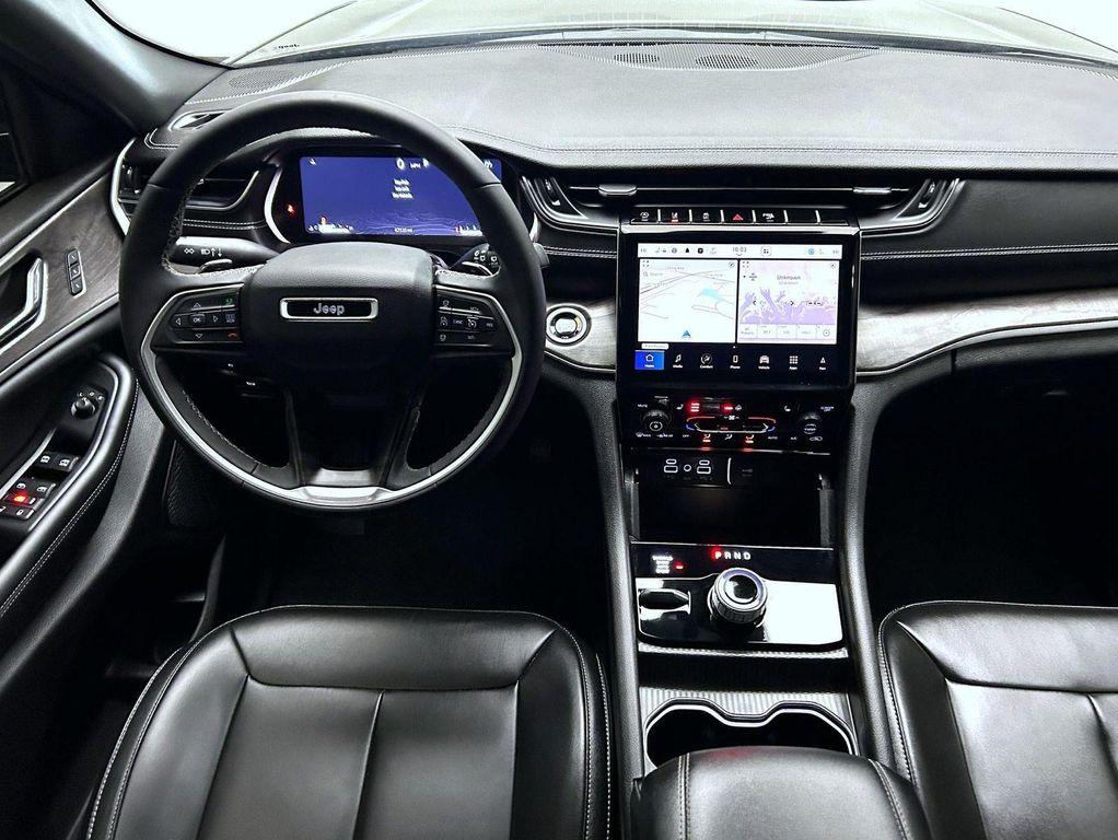 used 2024 Jeep Grand Cherokee car, priced at $33,679