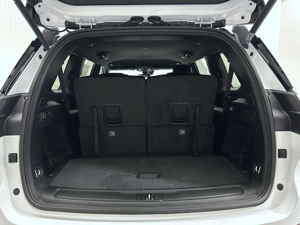 new 2025 Jeep Grand Cherokee L car, priced at $42,588