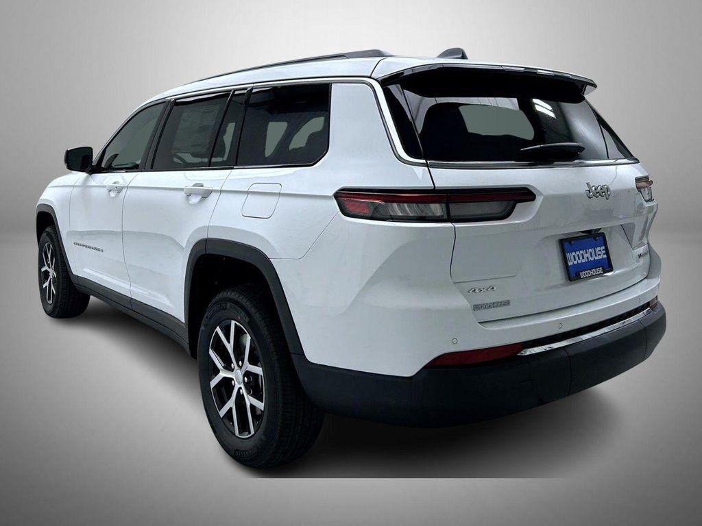 new 2025 Jeep Grand Cherokee L car, priced at $42,588
