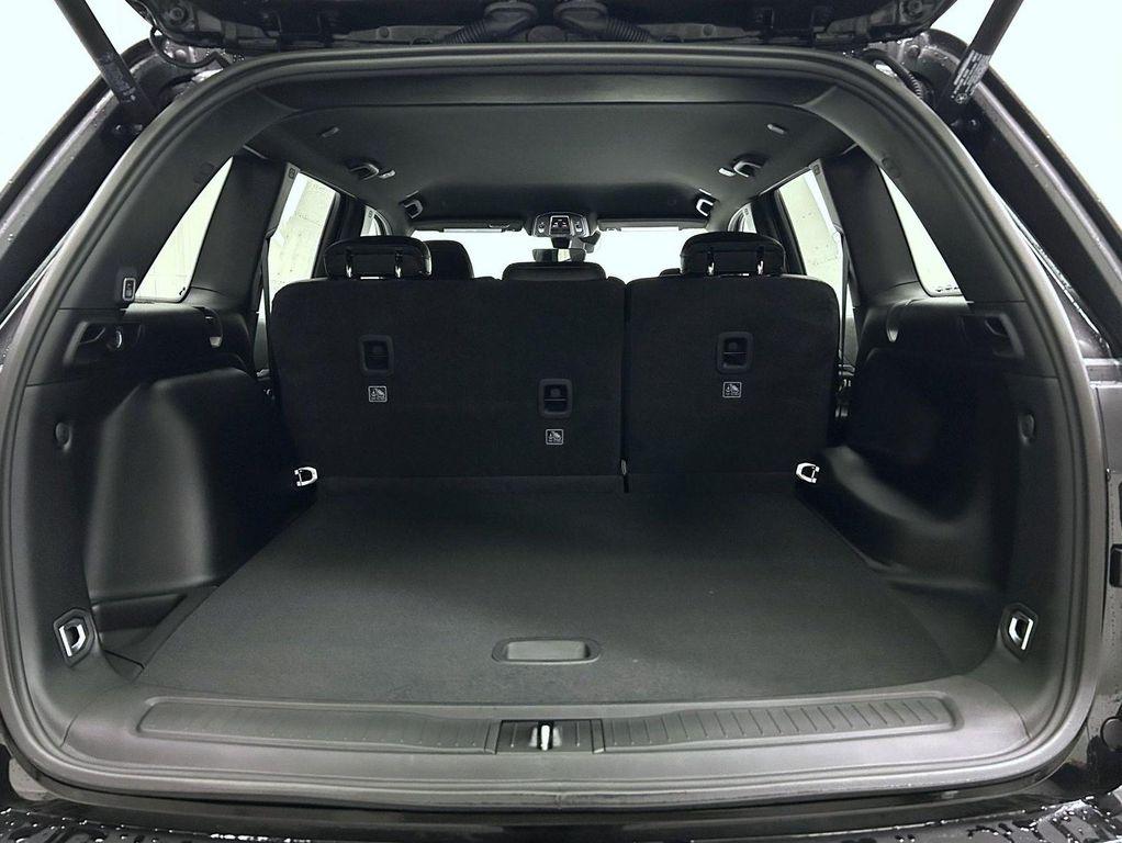 new 2025 Jeep Grand Cherokee car, priced at $42,914