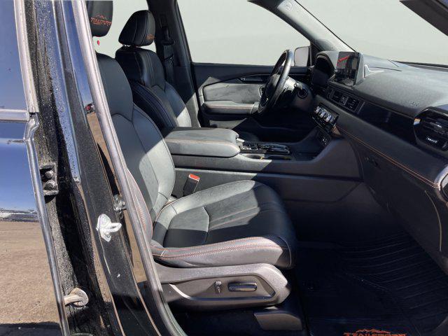 used 2023 Honda Pilot car, priced at $37,995