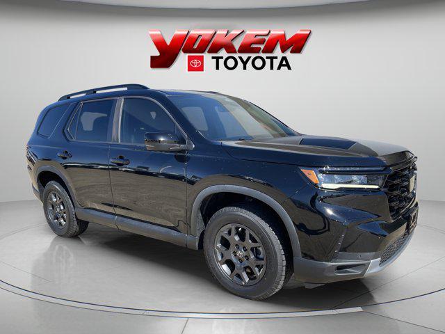 used 2023 Honda Pilot car, priced at $37,995