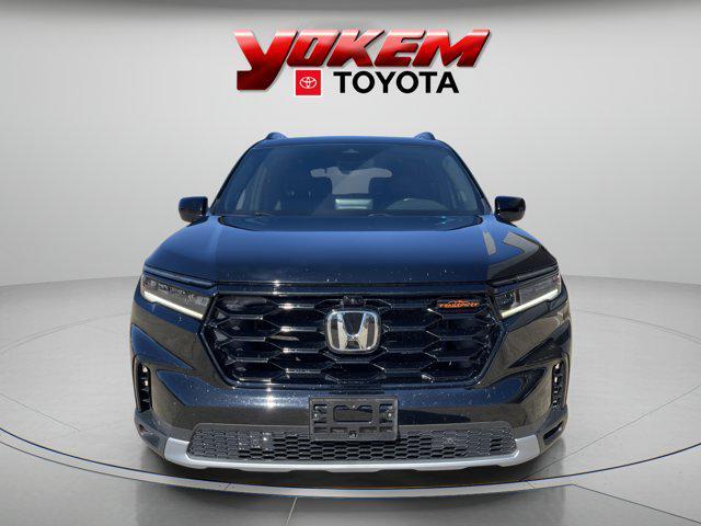 used 2023 Honda Pilot car, priced at $37,995