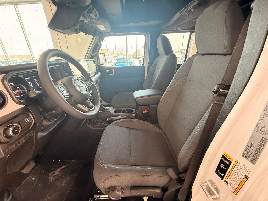 new 2026 Jeep Wrangler car, priced at $47,218