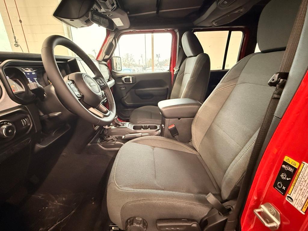 new 2026 Jeep Wrangler car, priced at $45,732