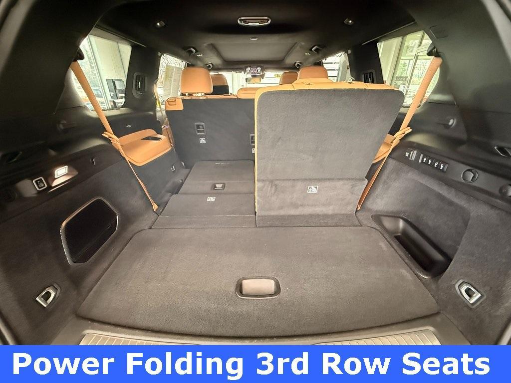 used 2024 Jeep Grand Cherokee L car, priced at $57,827