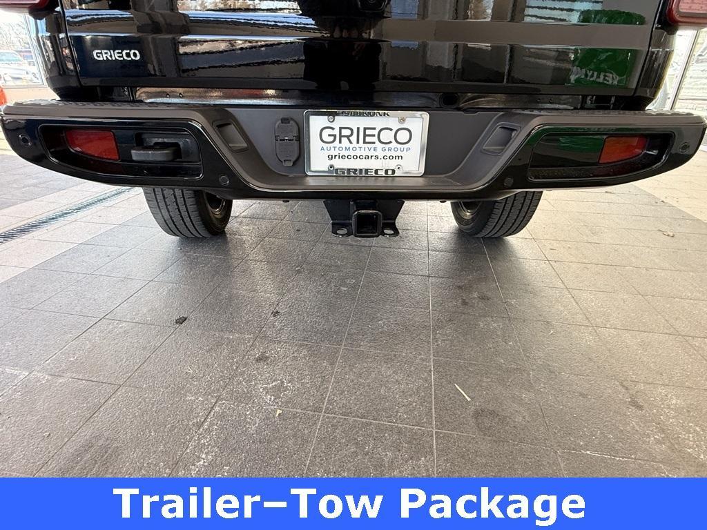 used 2022 Jeep Gladiator car, priced at $33,520