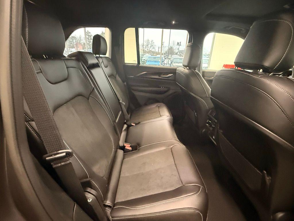 new 2025 Jeep Grand Cherokee car, priced at $42,741