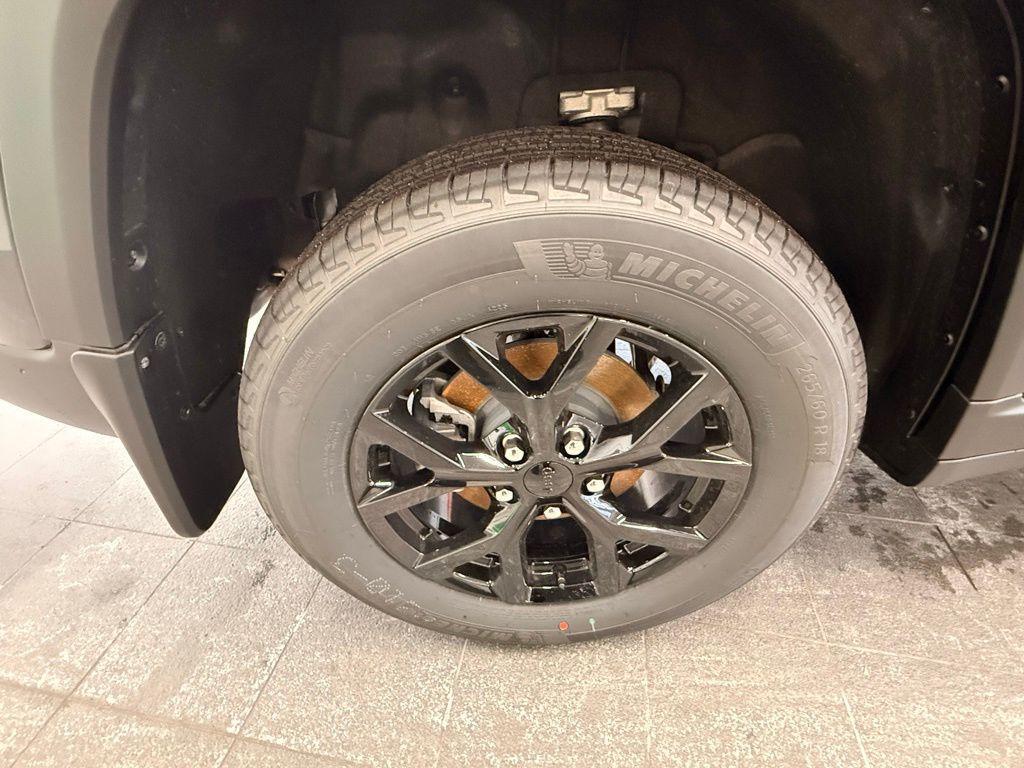 new 2025 Jeep Grand Cherokee car, priced at $42,741