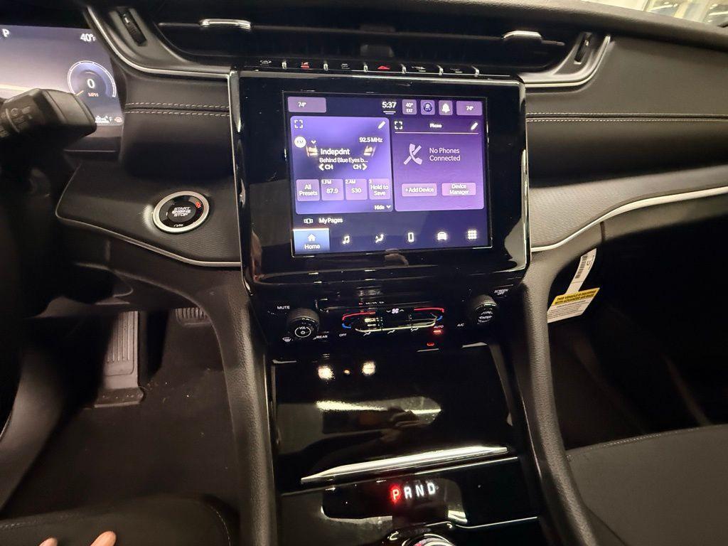 new 2025 Jeep Grand Cherokee car, priced at $38,440