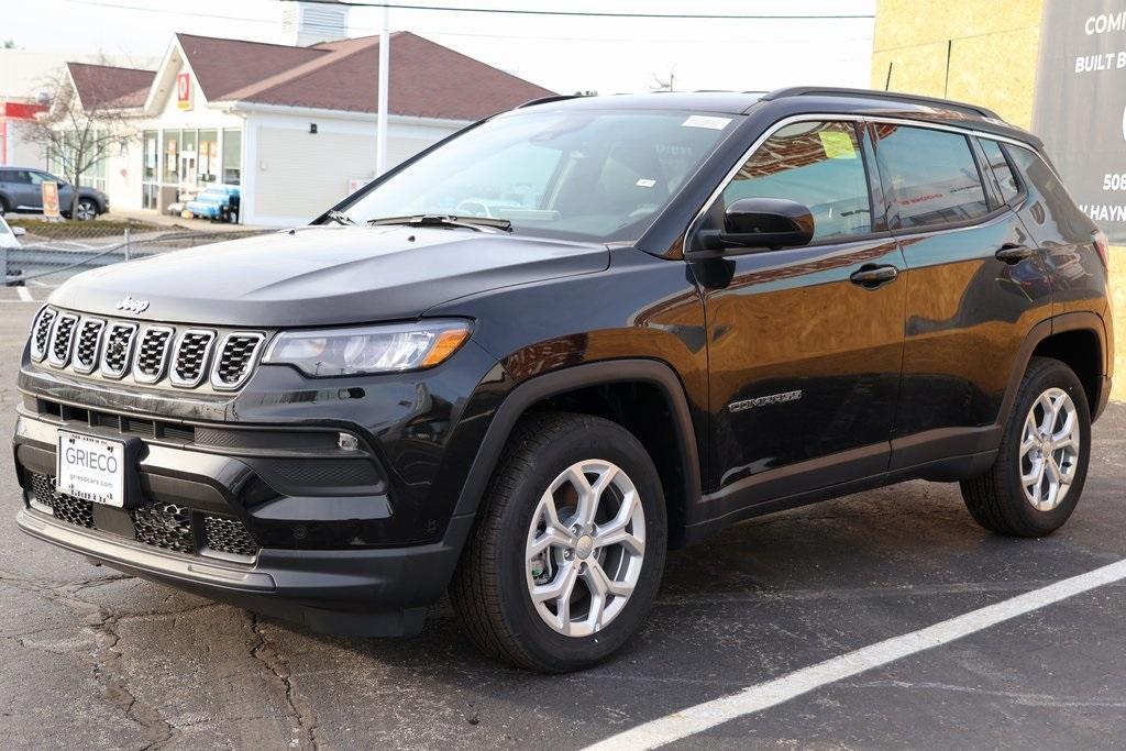 new 2024 Jeep Compass car, priced at $31,295