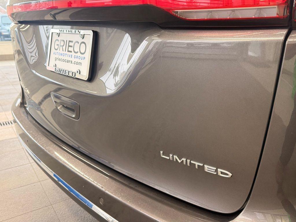 used 2023 Chrysler Pacifica car, priced at $26,218