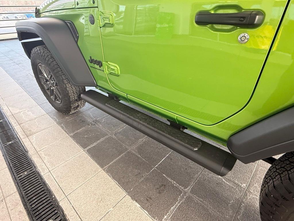 new 2026 Jeep Wrangler car, priced at $43,673