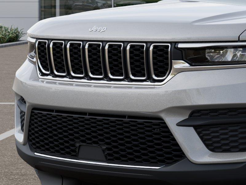 new 2026 Jeep Grand Cherokee car, priced at $36,765