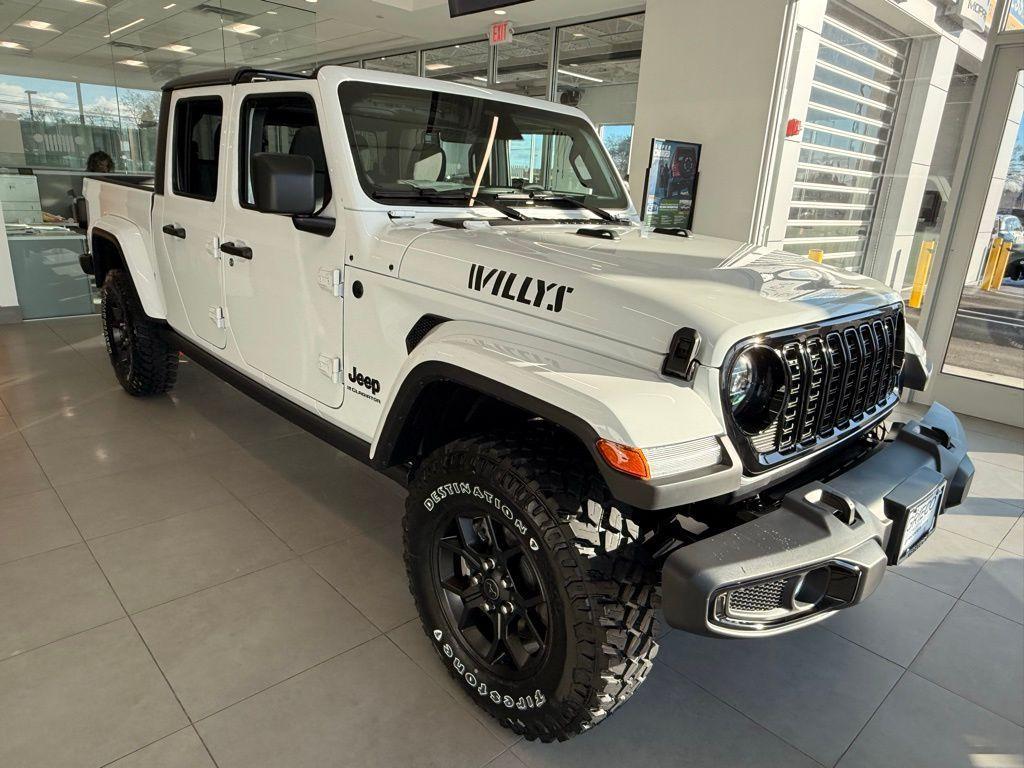 new 2026 Jeep Gladiator car, priced at $48,936