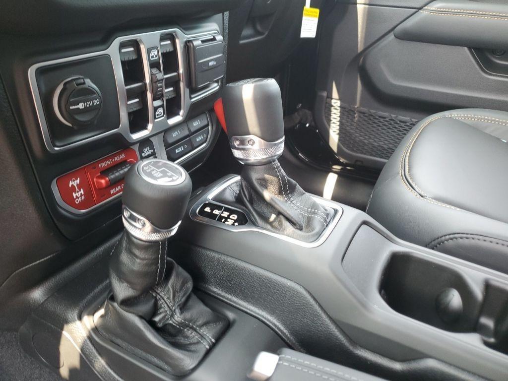 new 2025 Jeep Wrangler car, priced at $100,636