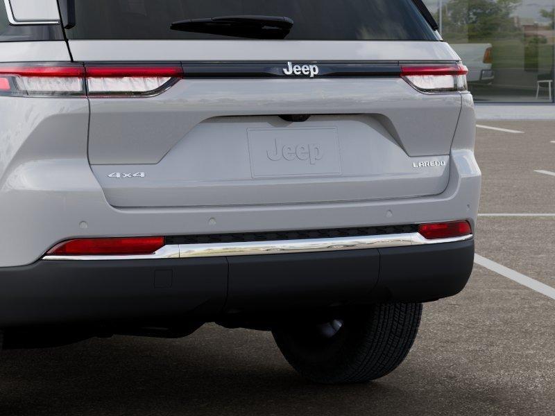 new 2026 Jeep Grand Cherokee car, priced at $38,475