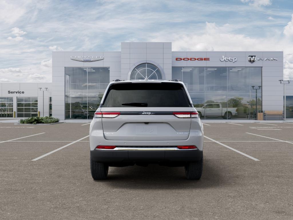 new 2026 Jeep Grand Cherokee car, priced at $38,475