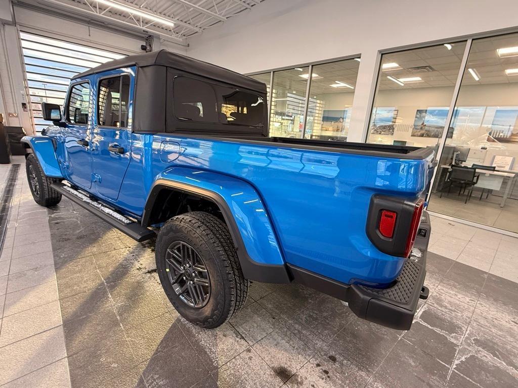 new 2026 Jeep Gladiator car, priced at $48,643