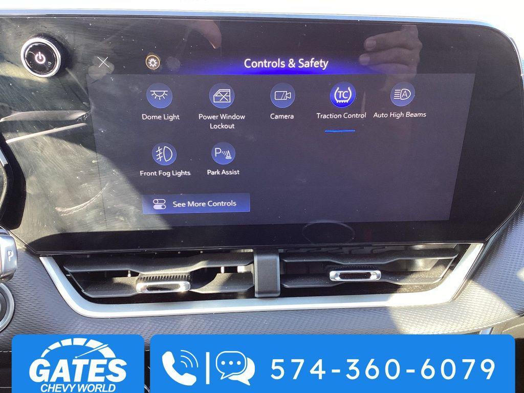 used 2025 Chevrolet Equinox car, priced at $27,855