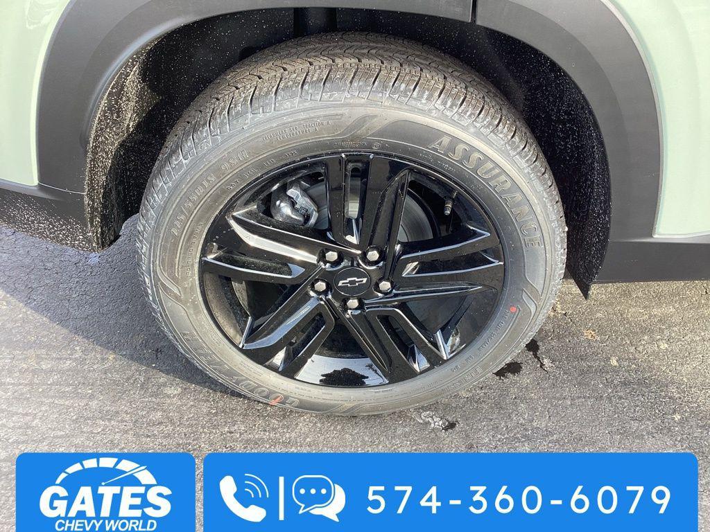 new 2026 Chevrolet Trax car, priced at $28,090