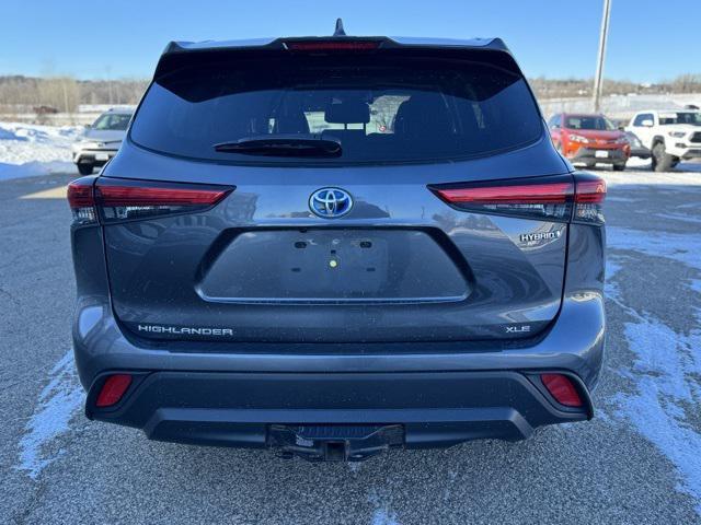 used 2020 Toyota Highlander car, priced at $29,000