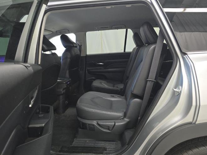used 2024 Toyota Grand Highlander car, priced at $51,050
