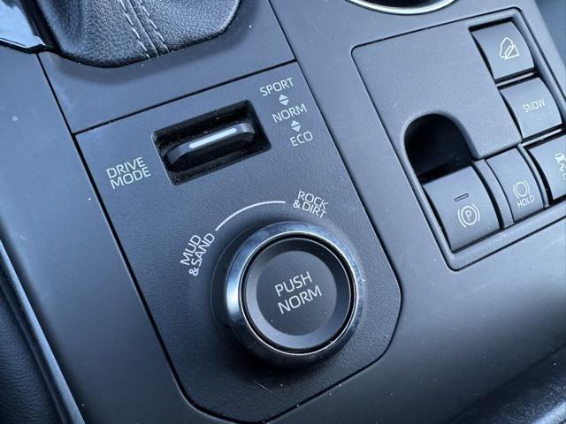 used 2023 Toyota Highlander car, priced at $35,299