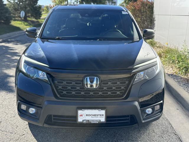 2021 Crystal Black Pearl Honda Passport
