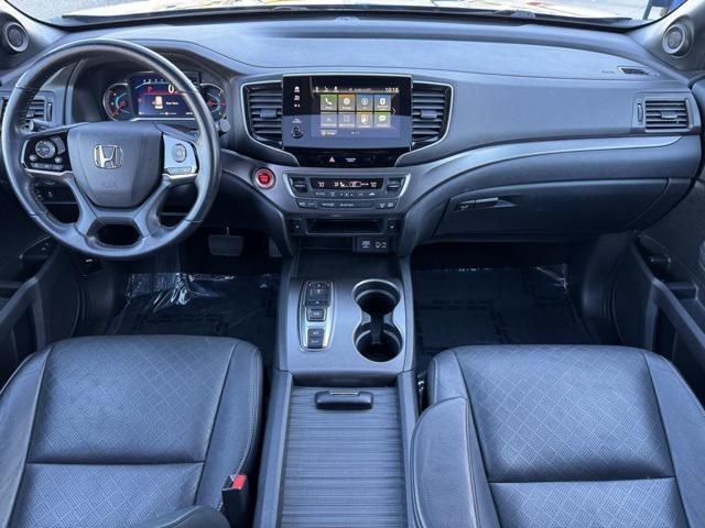 2021 Crystal Black Pearl Honda Passport