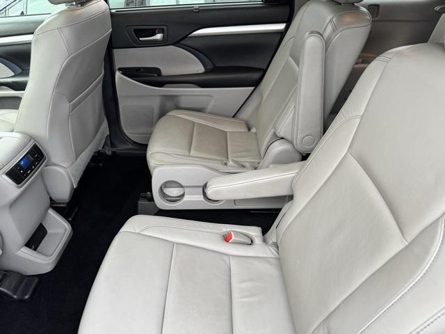used 2017 Toyota Highlander car, priced at $19,190