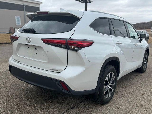 used 2023 Toyota Highlander car, priced at $40,598