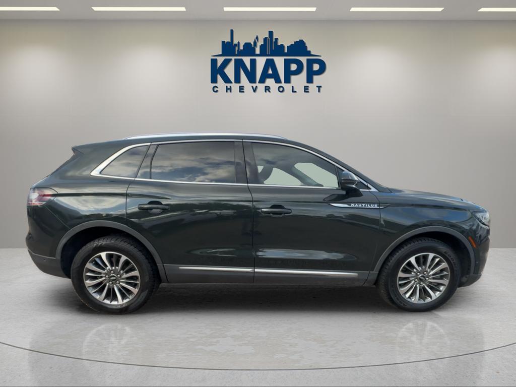 used 2022 Lincoln Nautilus car, priced at $29,299