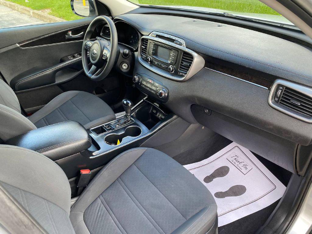 used 2016 Kia Sorento car, priced at $8,900