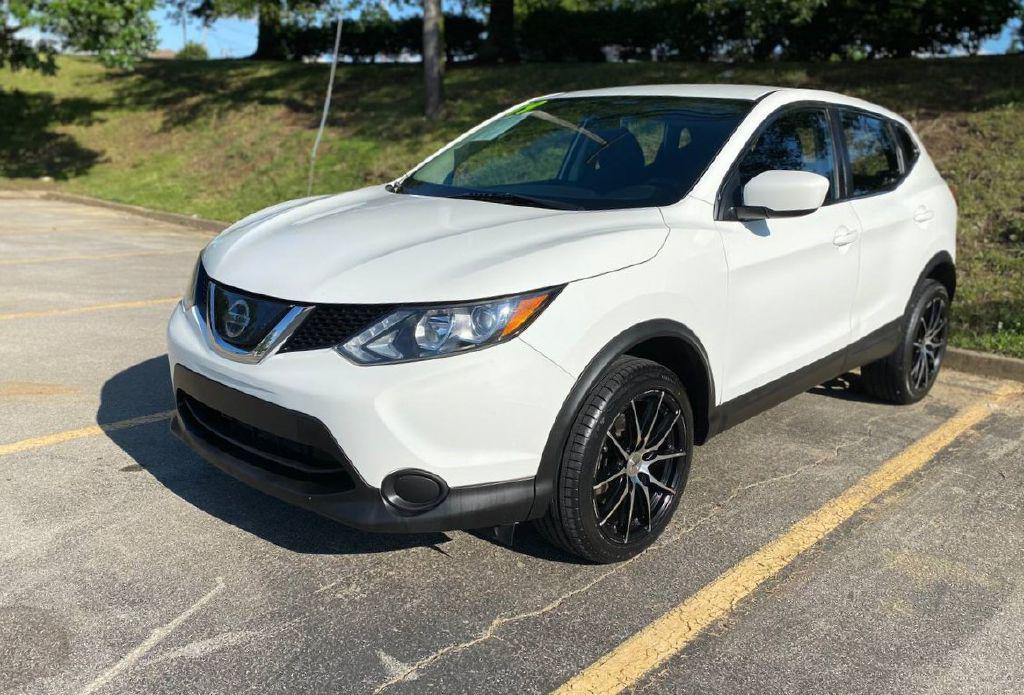 used 2019 Nissan Rogue Sport car, priced at $8,900