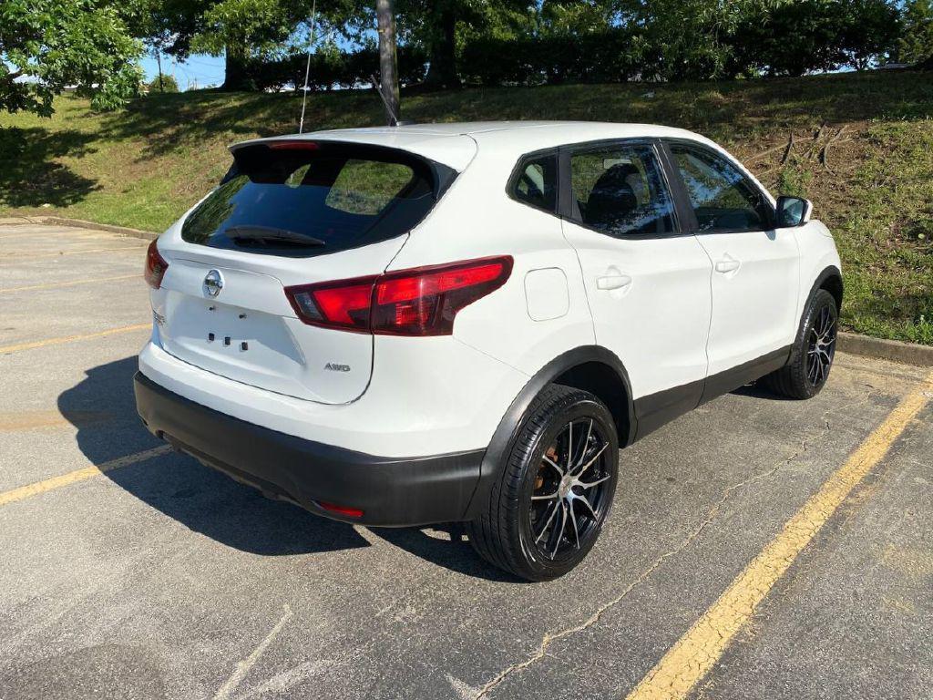 used 2019 Nissan Rogue Sport car, priced at $8,900