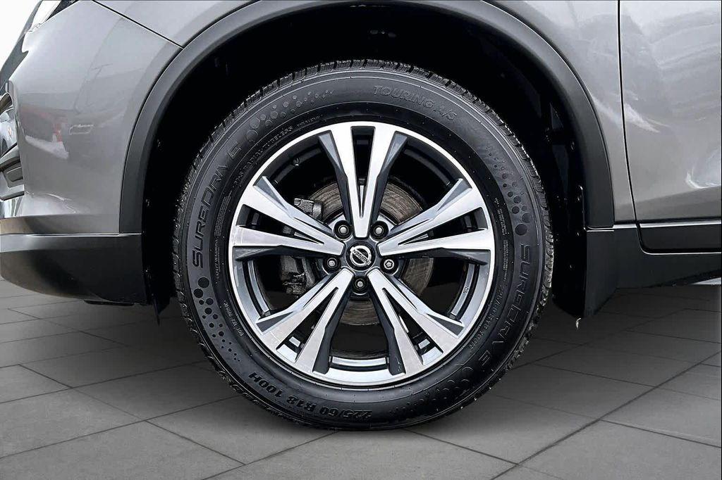 used 2019 Nissan Rogue car, priced at $15,037