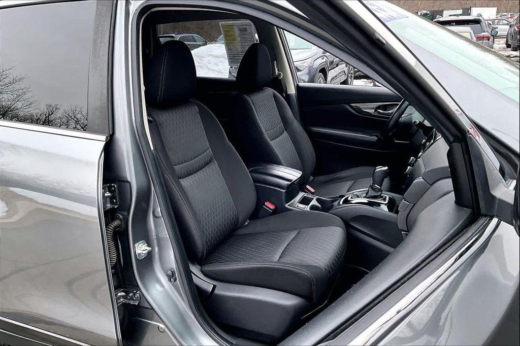 used 2019 Nissan Rogue car, priced at $15,037