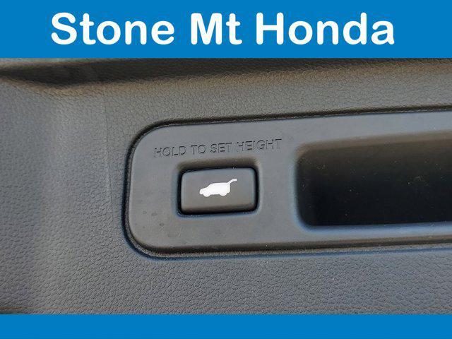 used 2023 Honda Pilot car, priced at $33,182