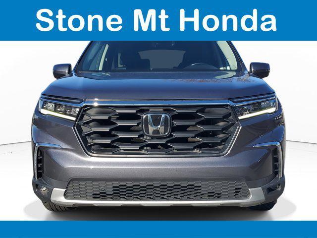 used 2023 Honda Pilot car, priced at $33,182