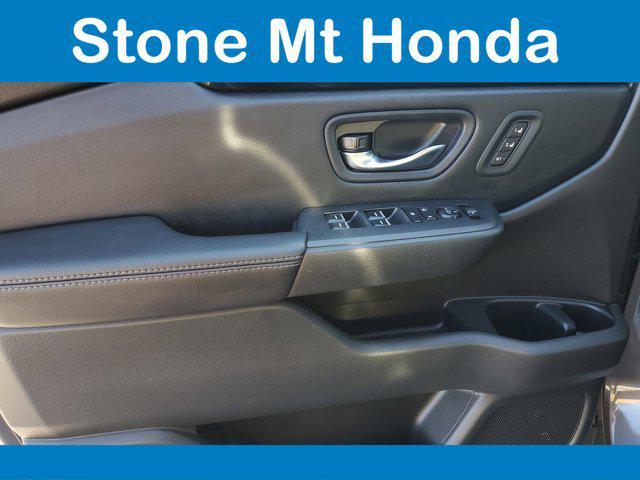 used 2023 Honda Pilot car, priced at $33,182