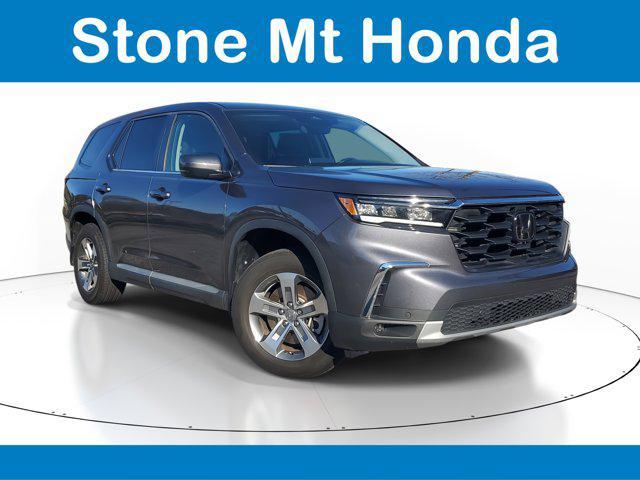 used 2023 Honda Pilot car, priced at $33,182