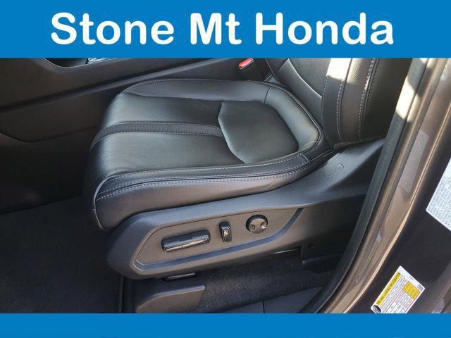 used 2023 Honda Pilot car, priced at $33,182