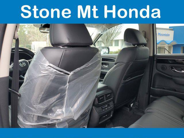 new 2025 Honda Pilot car, priced at $42,725