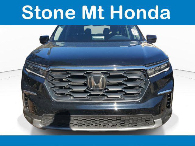 used 2025 Honda Pilot car, priced at $39,878