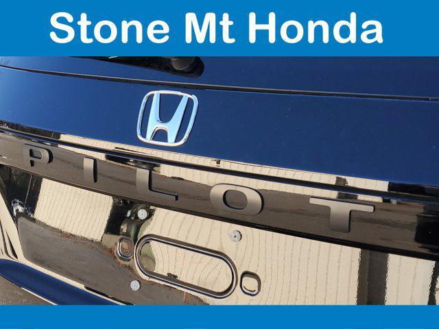 used 2025 Honda Pilot car, priced at $39,878