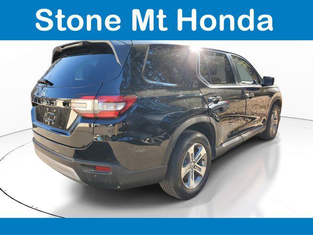 used 2025 Honda Pilot car, priced at $39,878