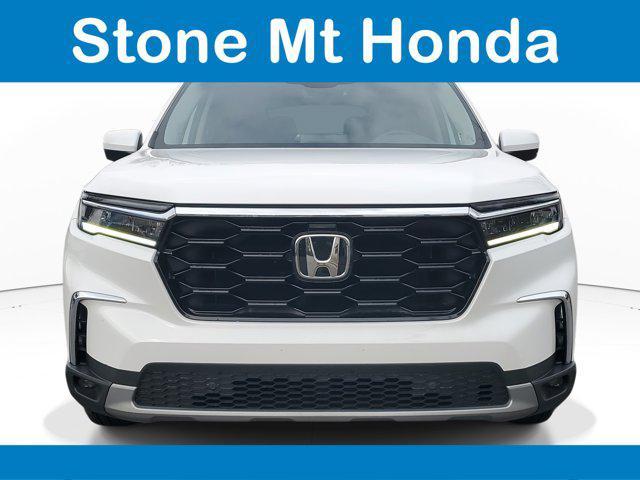 used 2025 Honda Pilot car, priced at $40,449